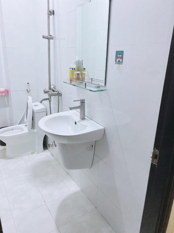 Trí đức Khách sạn *